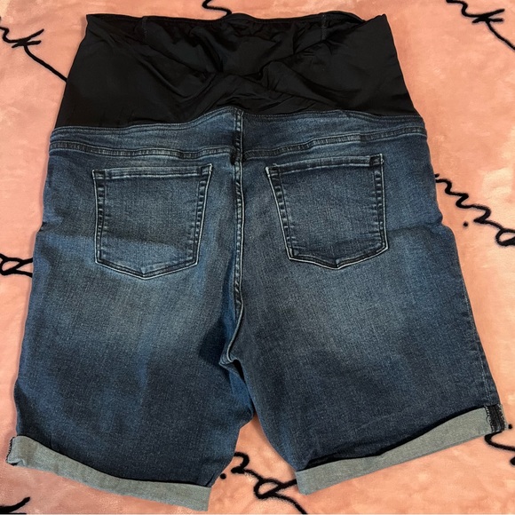Plus size women’s maternity Bermuda jean shorts size 16 - Picture 2 of 4